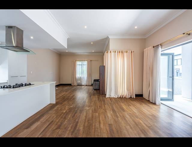 4 BEDROOM TOWNHOUSE FOR SALE IN BROADACRES